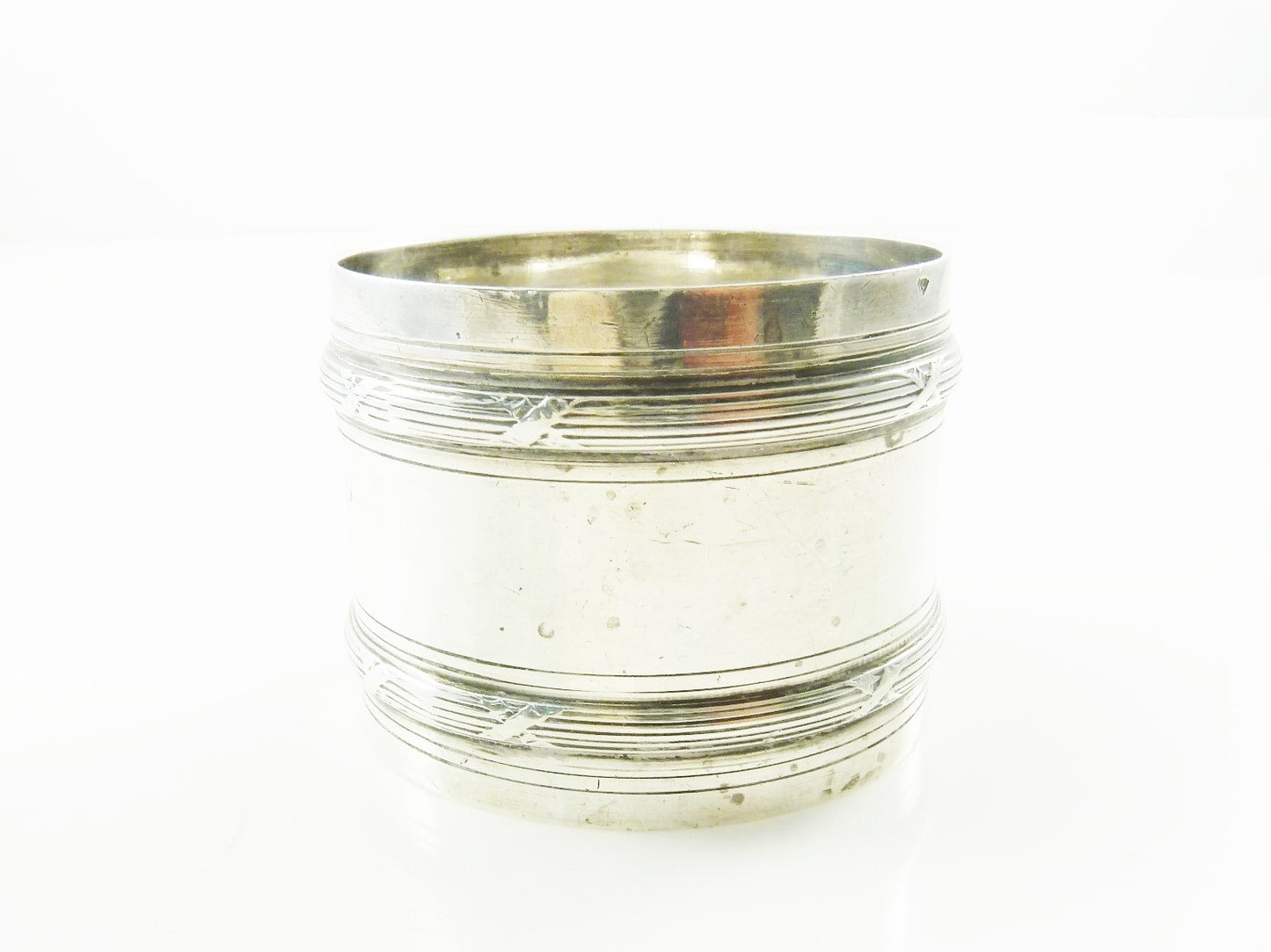Antique French Sterling Silver Napkin Ring Crossed Ribbons - 43 Cheaspeake Court Antiques