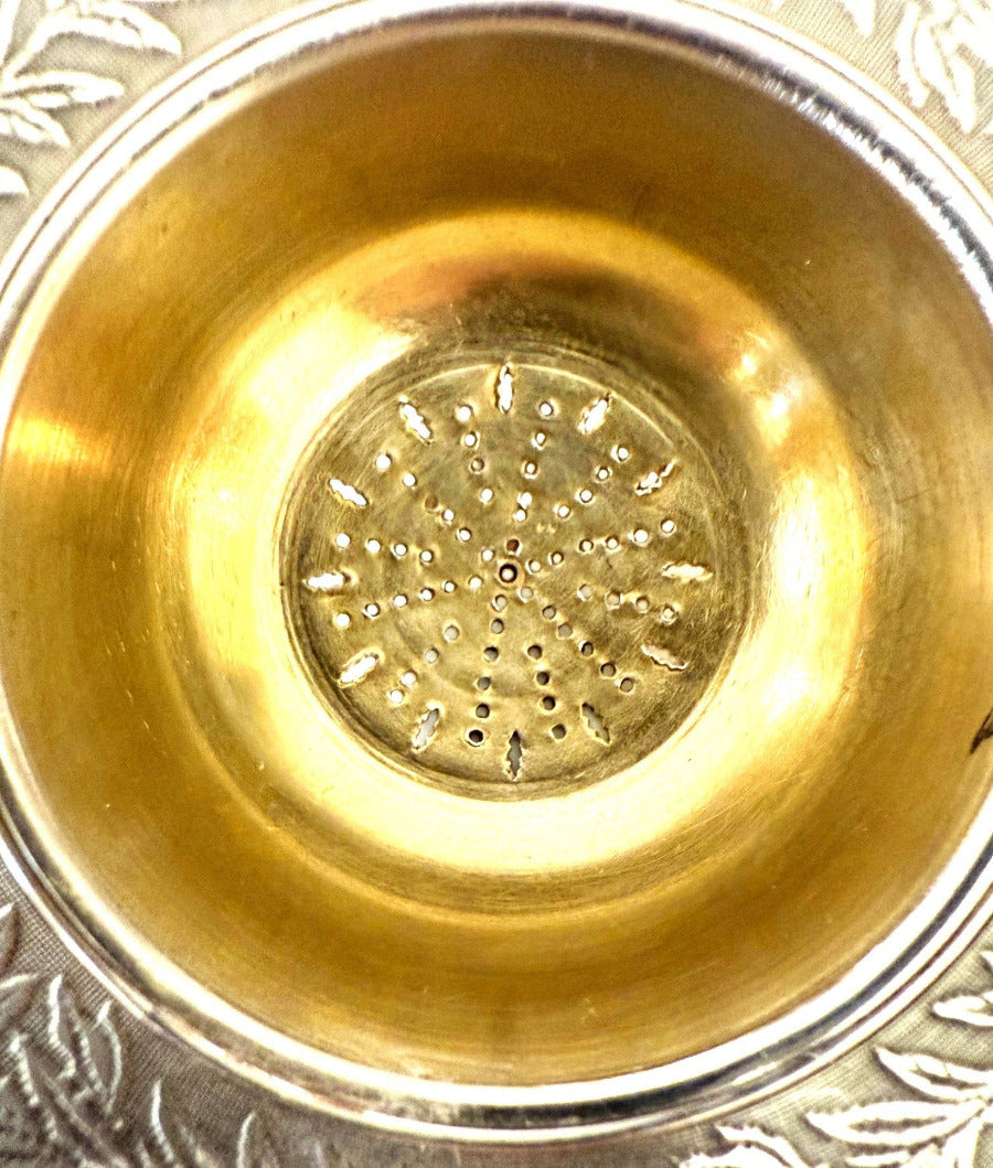 Sterling silver tea strainer with gilt wash - 43chesapeakecourtantiques